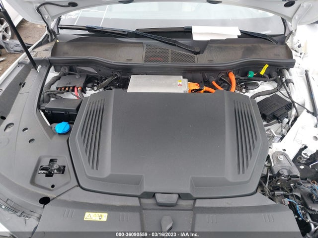 2019 Audi e-tron, VIN: WA1VABGEXKB009595