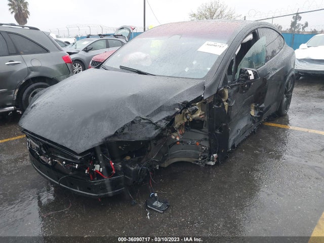 Tesla Model X 75d/100d/p100d 2018 5YJXCBE2XJF135484 Image 2