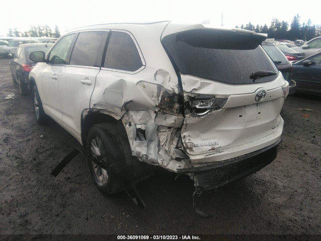 2015 Toyota Highlander, VIN: 5TDJKRFH9FS105741