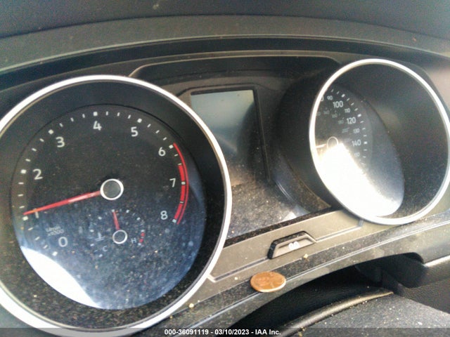 3VV2B7AX5JM122215 Volkswagen Tiguan Sel/se