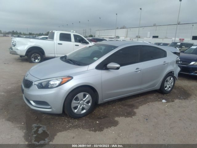 KNAFK4A61G5609025 KIA FORTE LX