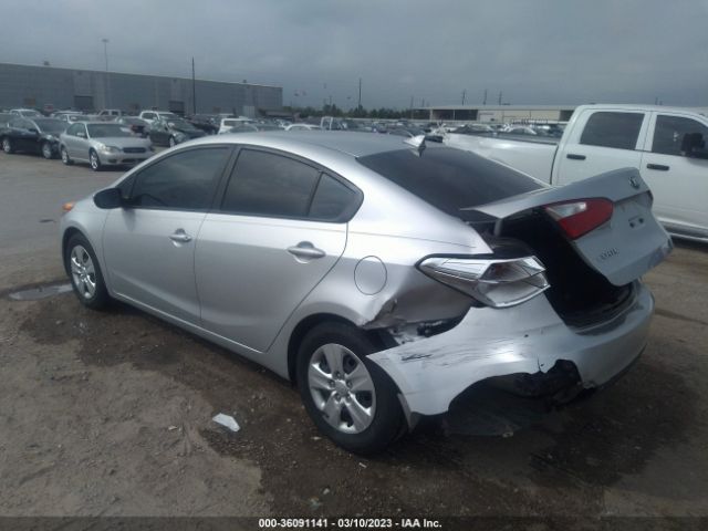 KNAFK4A61G5609025 KIA FORTE LX