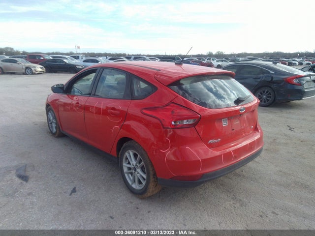 Ford FOCUS SE 2017 1FADP3K20HL248715 Image 4