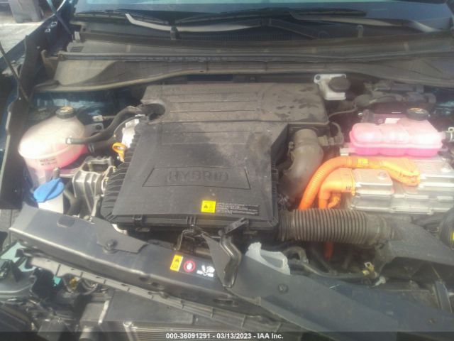 KNDCB3LCXM5470088 KIA NIRO LX