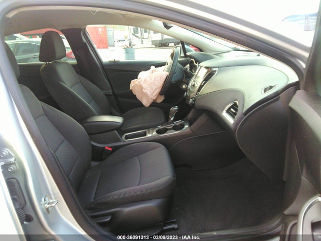 Chevrolet CRUZE LT 2018 1G1BE5SM7J7211981 Image 7