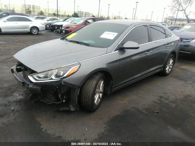 Hyundai SONATA SE 2018 5NPE24AF5JH663000 Image 2