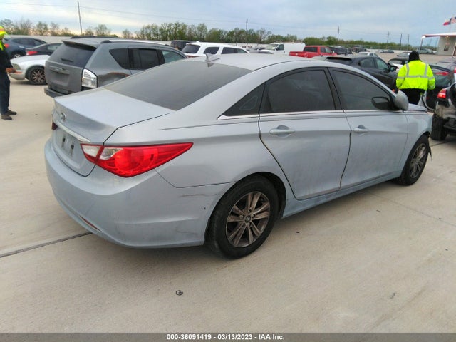 2013 HYUNDAI SONATA GLS VIN: 5NPEB4AC6DH793832