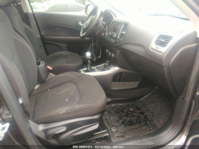 3C4NJDAB6JT234934 Jeep Compass Sport