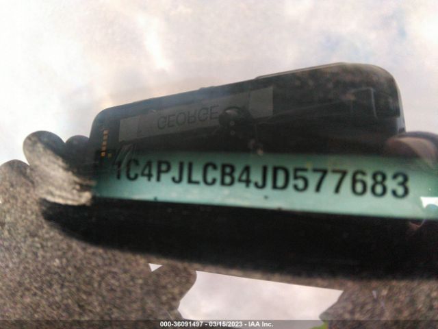 1C4PJLCB4JD577683 Jeep Cherokee Latitude