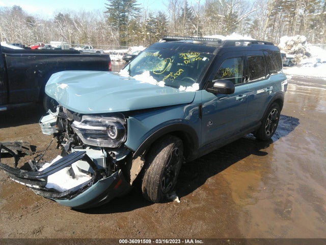 Ford Bronco Sport Outer Banks 2021 3FMCR9C65MRA31737 Image 2