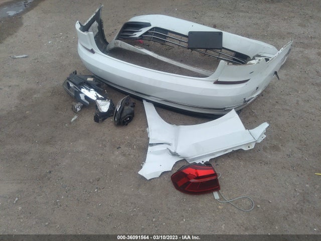1VWDT7A38HC061761 Volkswagen Passat R-line W/comfort Pkg