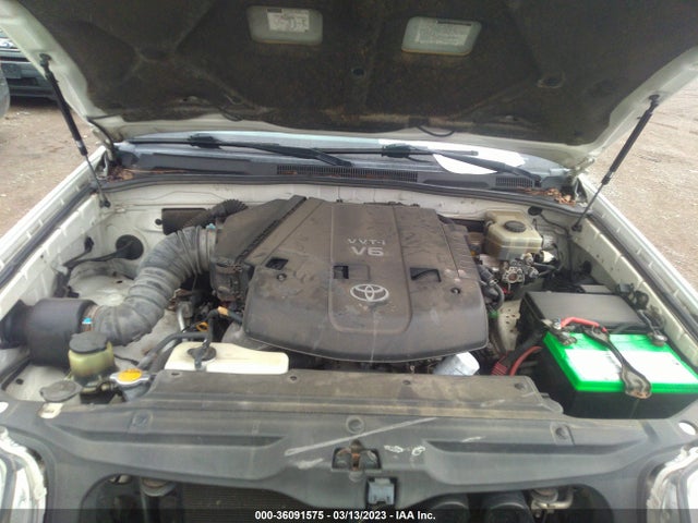 2004 TOYOTA 4RUNNER SR5 VIN: JTEBU14R440052017
