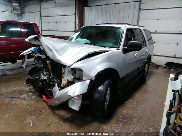 2004 FORD EXPEDITION SPECIAL SERVICE/XLT VIN: 1FMPU16LX4LB89928