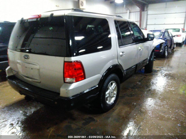 2004 FORD EXPEDITION SPECIAL SERVICE/XLT VIN: 1FMPU16LX4LB89928