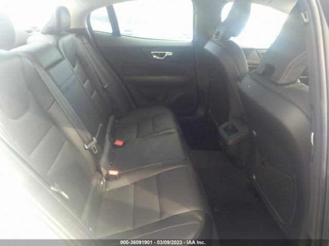 7JRA22TK0MG094418 Volvo S60 Momentum