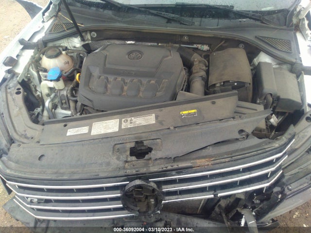1VWAA7A31JC010620 Volkswagen Passat 2.0t S/r-line