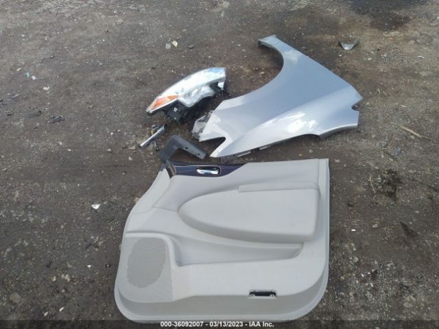 JN8AE2KP0C9047593 Nissan Quest Sv