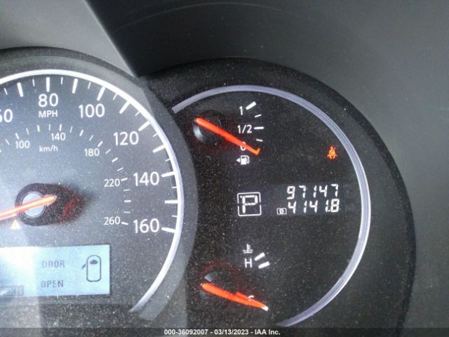 JN8AE2KP0C9047593 Nissan Quest Sv
