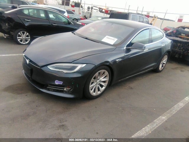 Tesla Model S 75d/100d/p100d 2018 5YJSA1E25JF300254 Image 2