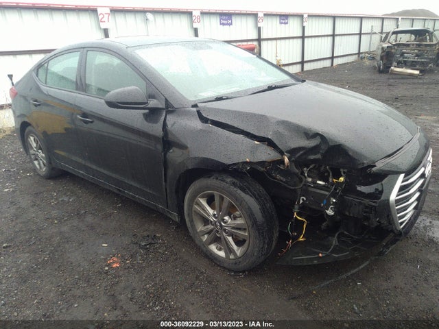 2018 5NPD84LF2JH214252 main image