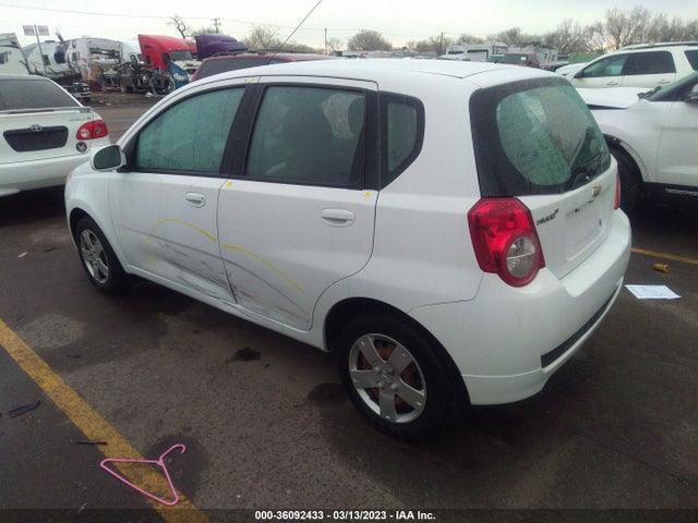 2011 CHEVROLET AVEO LT W/1LT VIN: KL1TD6DE0BB133172