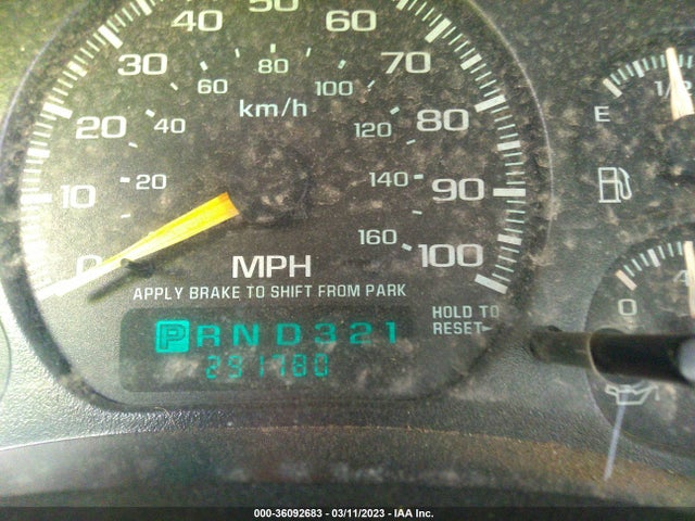 2000 CHEVROLET SILVERADO 1500 LS VIN: 2GCEC19T8Y1343879
