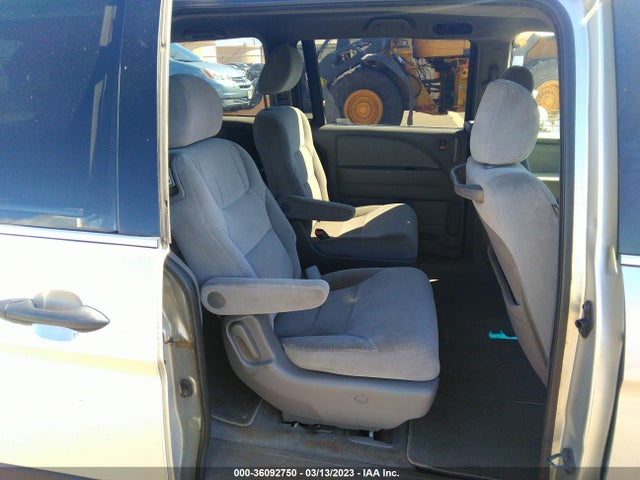 2009 HONDA ODYSSEY LX VIN: 5FNRL38289B049421