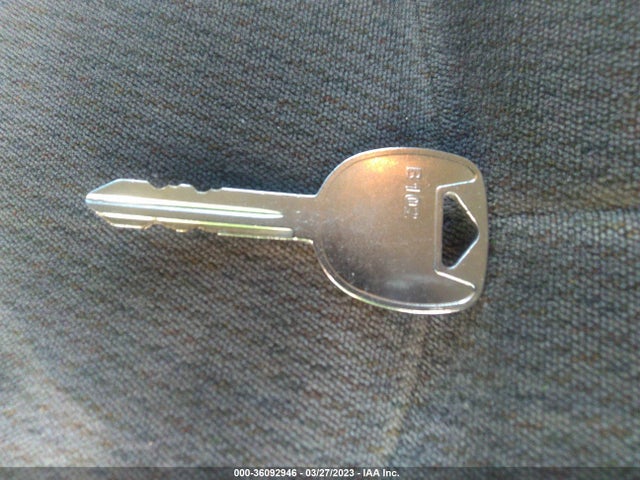 GMC Yukon Xl Sle 2002 3GKEC16Z62G336764 Image 3