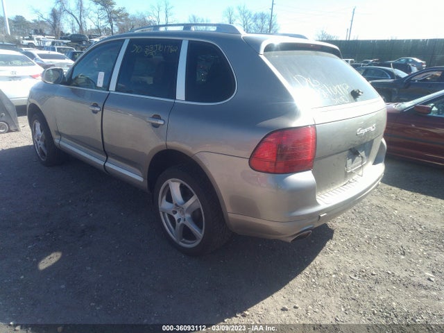 2006 PORSCHE CAYENNE WP1AB29P96LA65848 Photo 2