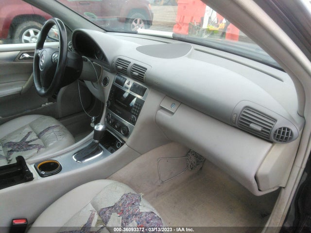 2006 MERCEDES-BENZ C-CLASS SPORT VIN: WDBRF52H76F819484