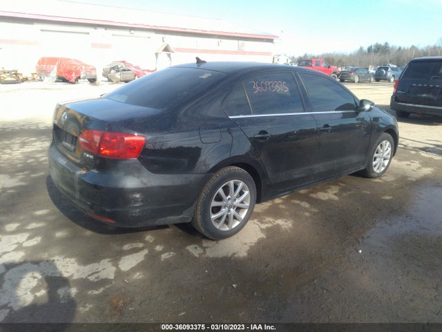 2013 VOLKSWAGEN JETTA SEDAN SE W/CONVENIENCE/SUNROOF VIN: 3VWDX7AJ7DM400540