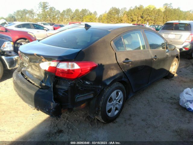 KNAFK4A6XG5504032 KIA FORTE LX