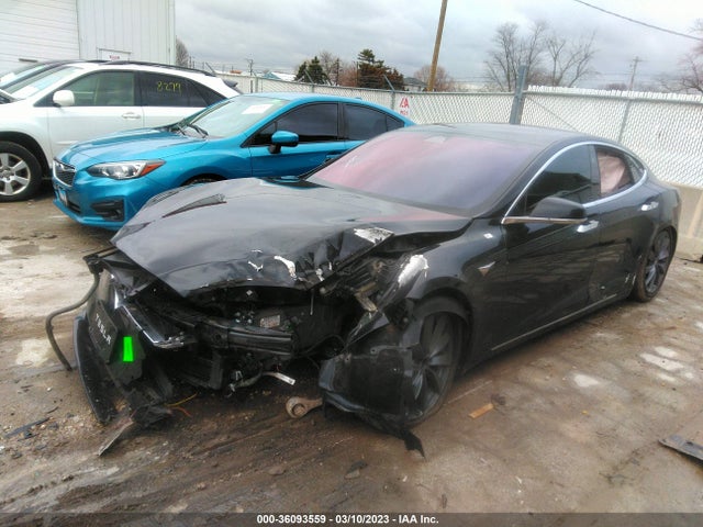 Tesla Model S 75d/100d/p100d 2018 5YJSA1E20JF246443 Image 2