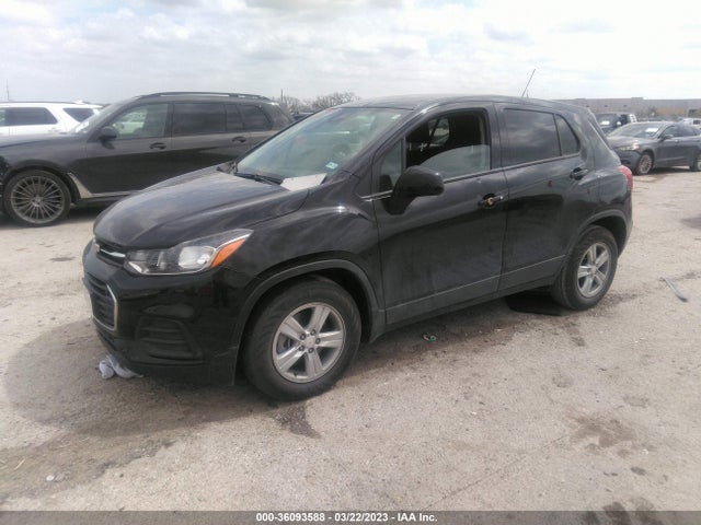 Chevrolet TRAX LS 2022 KL7CJKSM6NB521299 Image 2