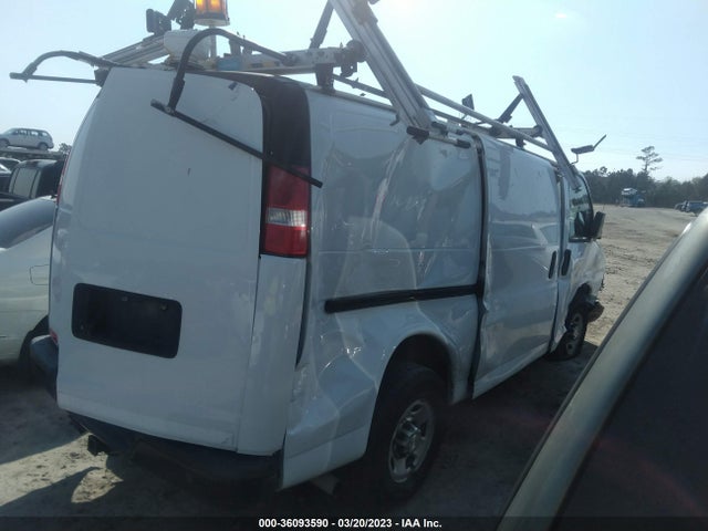 2017 Chevrolet Express, VIN: 1GCWGAFF2H1242625