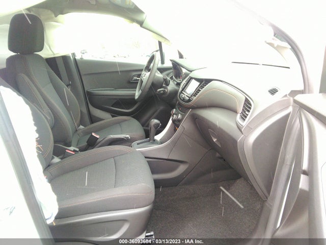 Chevrolet TRAX LS 2022 KL7CJNSM1NB545415 Image 5