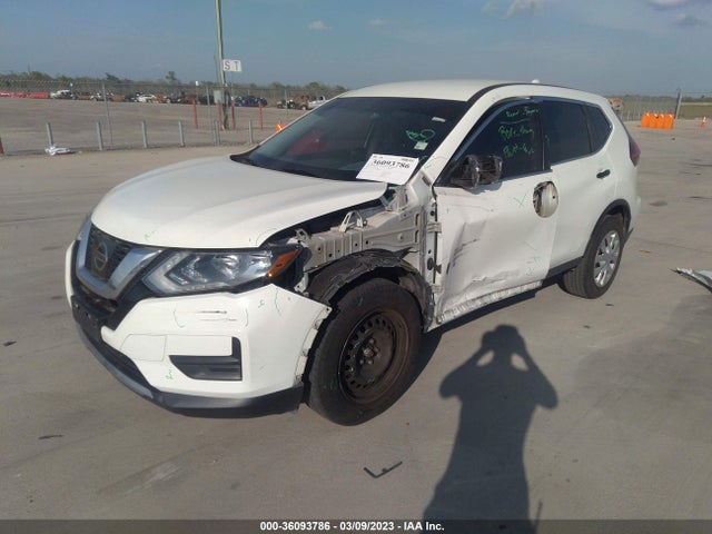 Nissan ROGUE S 2017 5N1AT2MT7HC843890 Image 2