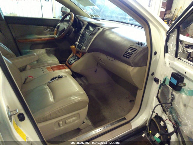 2004 LEXUS RX 330 VIN: 2T2HA31U54C005365
