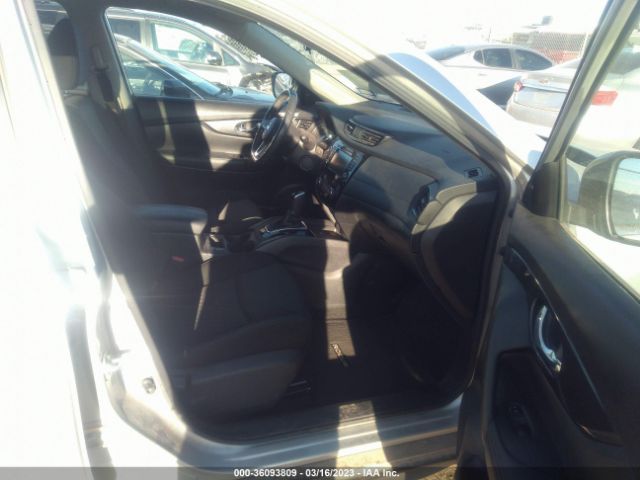 KNMAT2MV8JP510280 Nissan ROGUE SV
