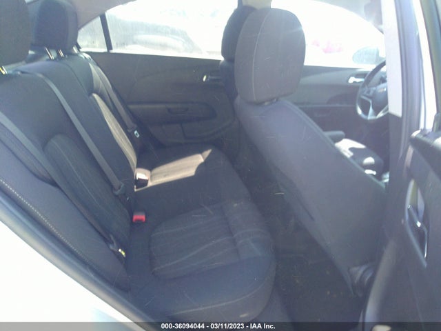 Chevrolet SONIC LT 2015 1G1JC5SH7F4200332 Image 8