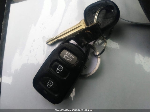 2019 HYUNDAI ELANTRA SEL VIN: KMHD84LF4KU743057