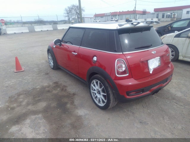 2011 MINI COOPER HARDTOP JOHN COOPER WORKS VIN: WMWSV9C57BTZ96899