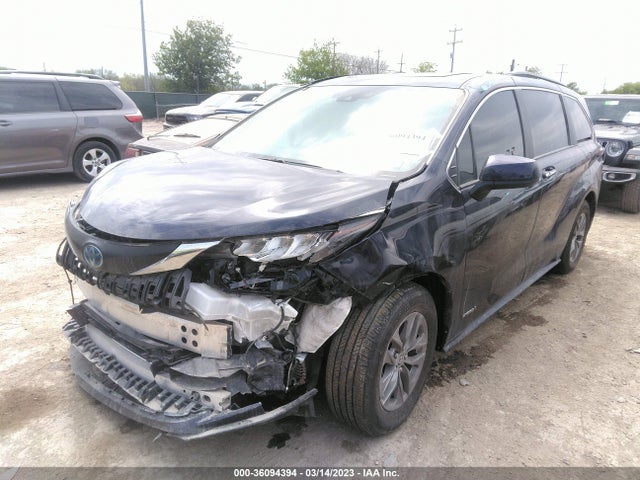 2021 TOYOTA SIENNA XLE VIN: 5TDJRKEC5MS067401