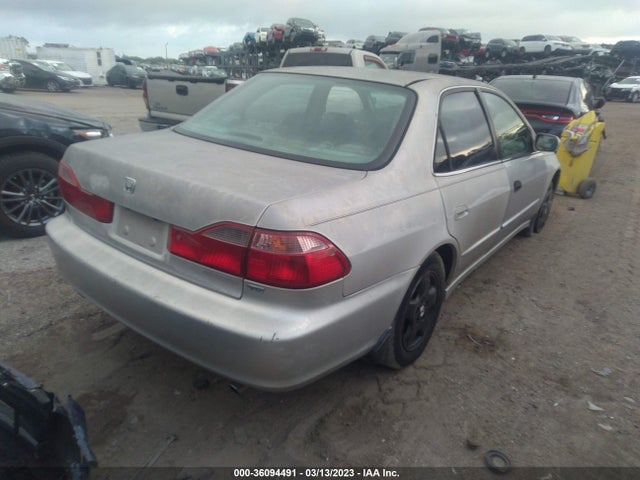 1998 HONDA ACCORD SDN EX VIN: 1HGCG1650WA060107