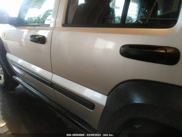 2006 JEEP LIBERTY SPORT VIN: 1J4GL48KX6W218045