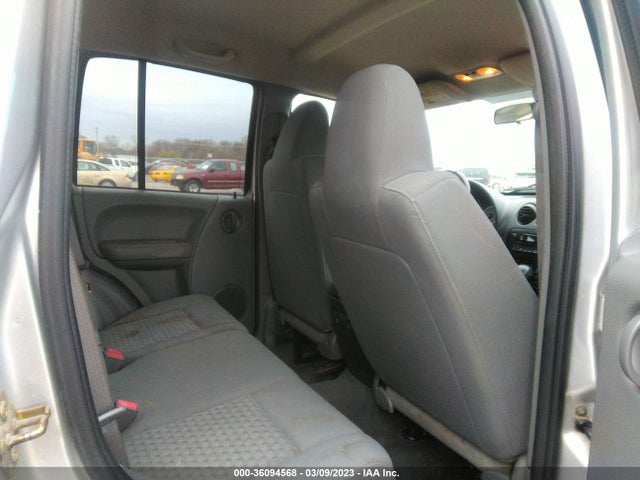 2006 JEEP LIBERTY SPORT VIN: 1J4GL48KX6W218045