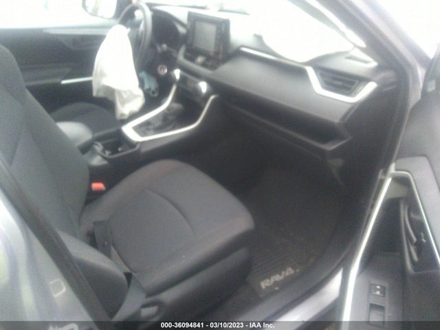2020 TOYOTA RAV4 LE VIN: 2T3G1RFV8LW100253