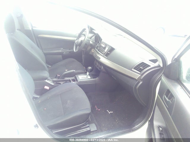 JA32U2FU3FU015563 Mitsubishi LANCER ES
