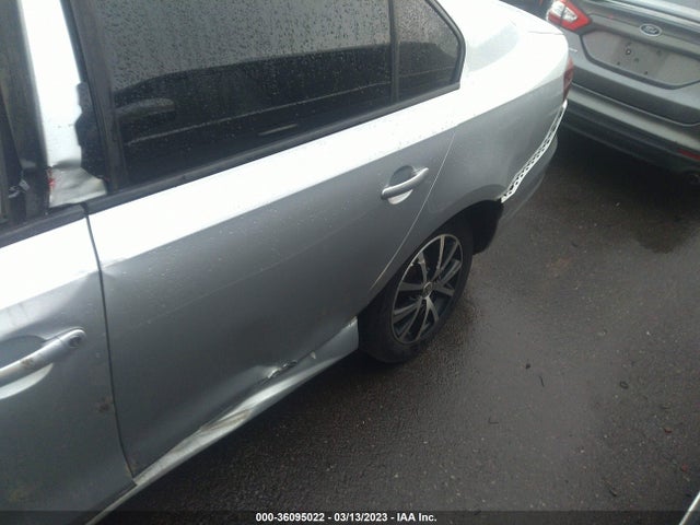 3VW267AJ8GM320047 Volkswagen Jetta Sedan 1.4t S
