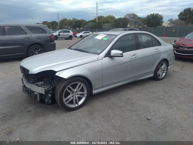 2014 MERCEDES-BENZ C-CLASS C 250 VIN: WDDGF4HB4ER303267